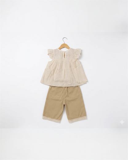Summer sleeveless top with trouser